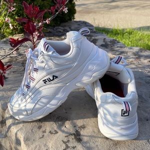 Women’s FILA Filaray “White” Size 6.5 Shoes